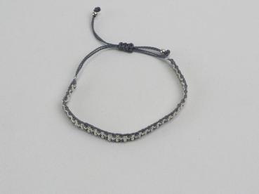 Armband mit Stickperlen, grau-silber