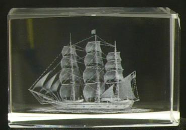 Kristall-Quaderblock 60 x 40 x 40, Motiv Segelschiff