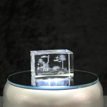 Kristall-Quaderblock Motiv mehrere Saurier
