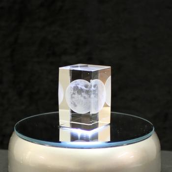3D-Glas-Cube-Mond, versch. Größen