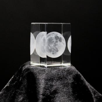 Kristall-Quaderblock Motiv Mond
