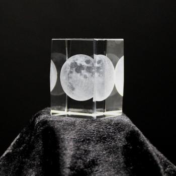Kristall-Quaderblock Motiv Mond
