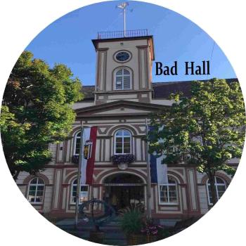 Strong, colorful, round glass magnets, motif BadHall town hall