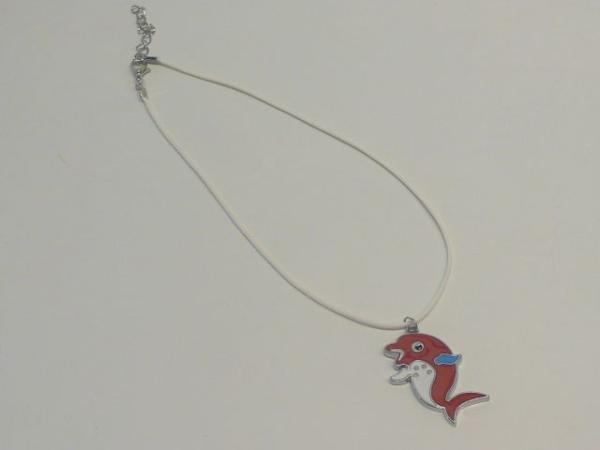 Kette mit Anhänger Delfin, rot