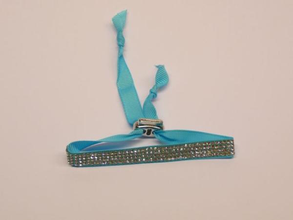 Armband verstellbar, vierreihiger Strass, türkis