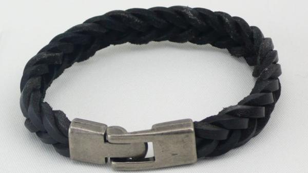 Armband, Rindsleder geflochten mit Metallverschluss, schwarz