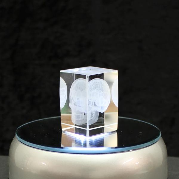 Kristallglas Figur - Totenkopf
 - 3D Laser Glas Skulptur | Klein, Mittel, Groß | Deko & Geschenkidee