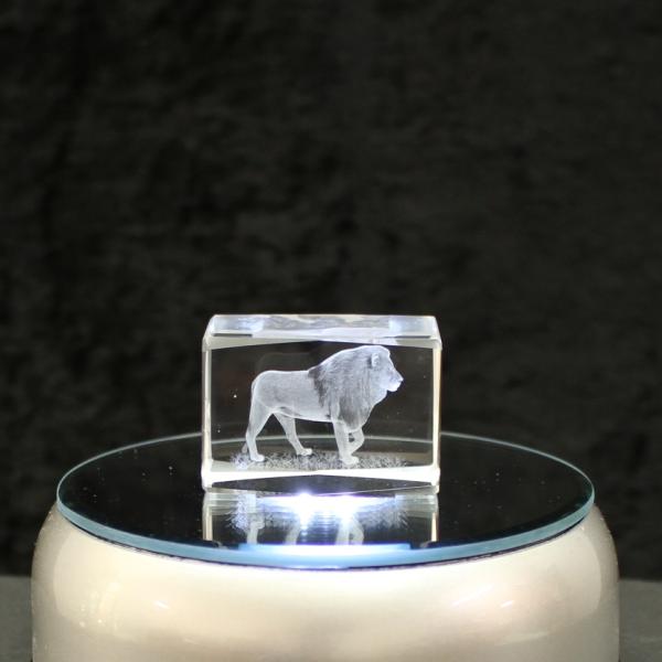 3D-Glas-Cube-laufender Löwe, versch. Größen